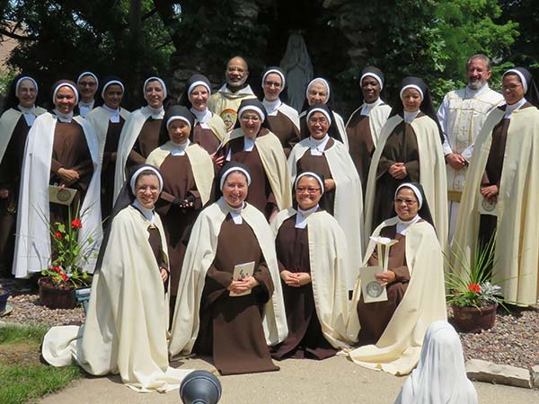 Carmelite Sisters of the Divine Heart of Jesus Northern Province